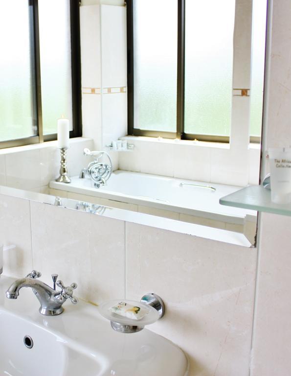 Gemsuites Serviced Apartments State House Найроби Номер фото