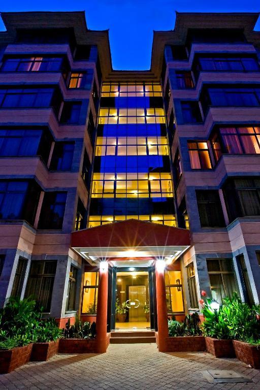 Gemsuites Serviced Apartments State House Найроби Экстерьер фото